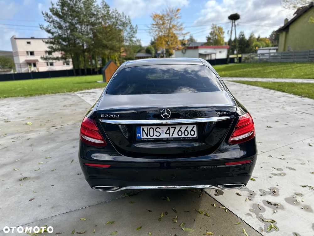Mercedes-Benz Klasa E 220 d 4-Matic 9G-TRONIC - 9