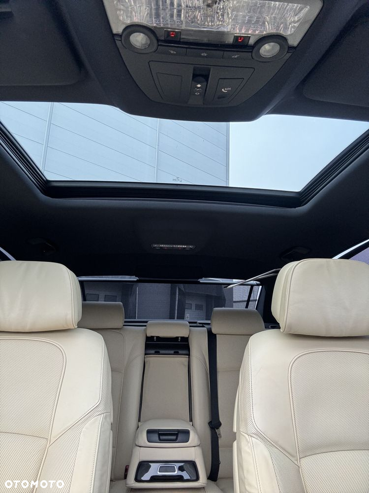 BMW Seria 7 740d xDrive - 12