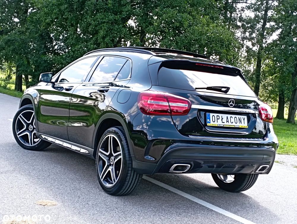 Mercedes-Benz GLA - 20