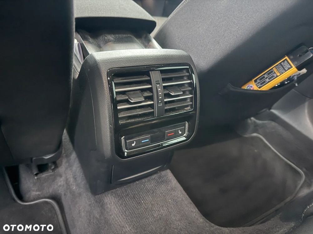 Volkswagen Passat Variant 2.0 TDI BMT Comfortline DSG - 10