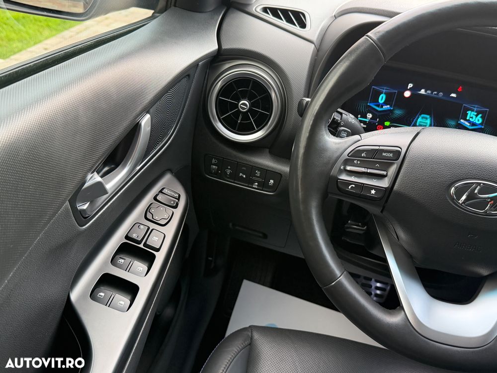 Hyundai KONA BEV 204 CP 64.8 kWh Luxury - 8