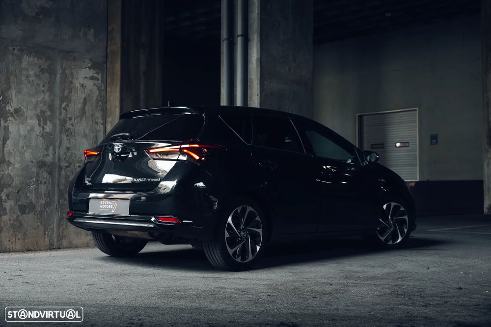 Toyota Auris 1.8 HSD Sport+Navi - 10