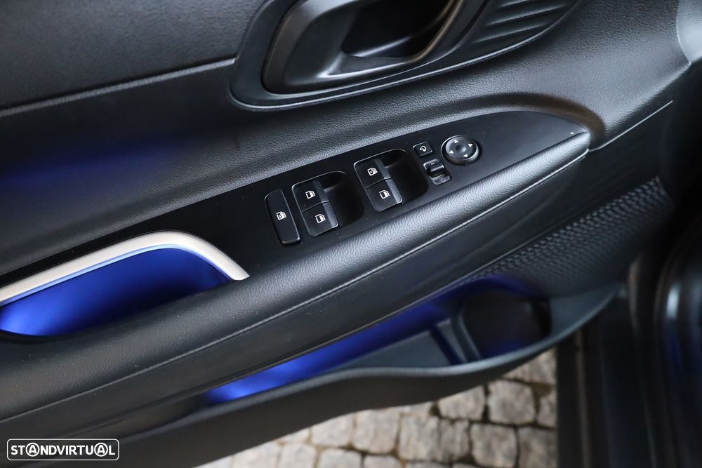 Hyundai Bayon 1.0 T-GDI Premium - 27