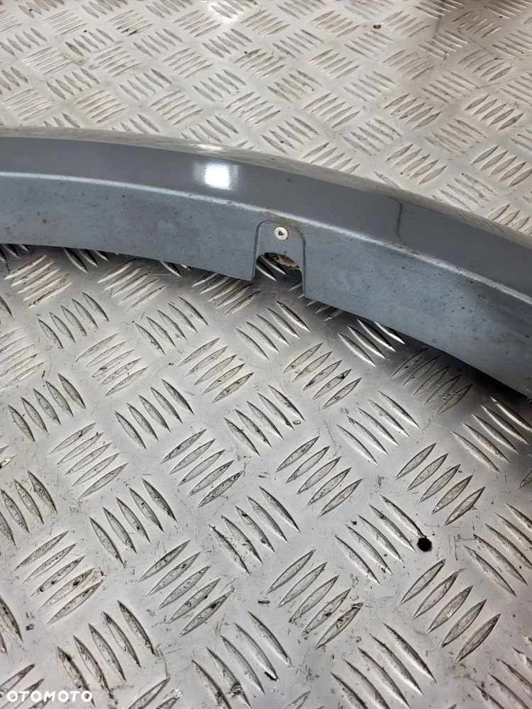 Mitsubishi L200 IV Listwa Błotnika Prawy Przód - 7