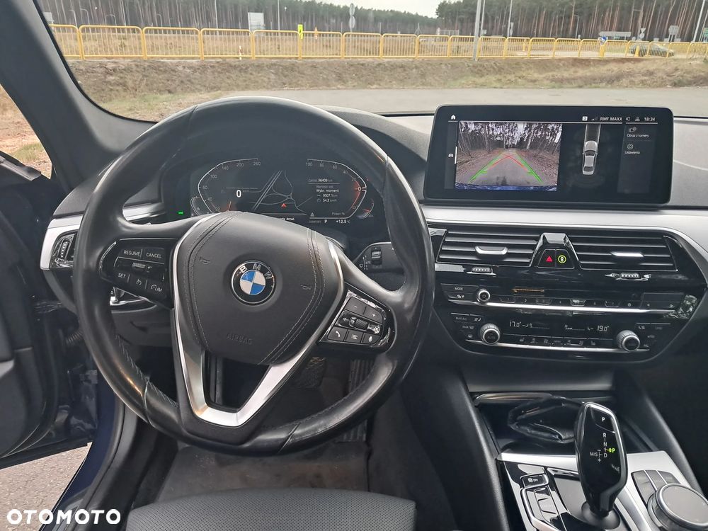 BMW Seria 5 520d Luxury Line - 7
