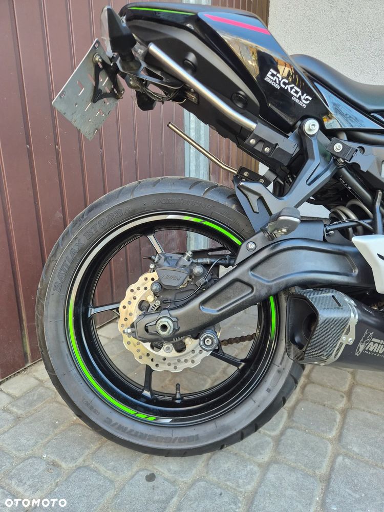 Kawasaki Ninja - 9