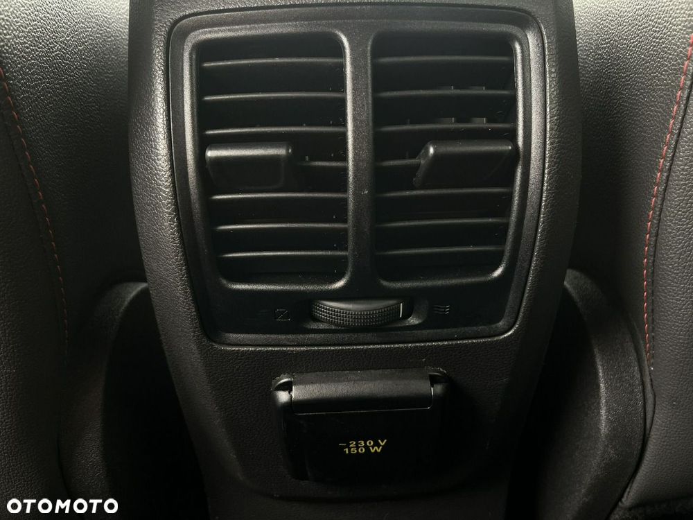 Ford Kuga 1.5 EcoBoost FWD ST-Line - 35