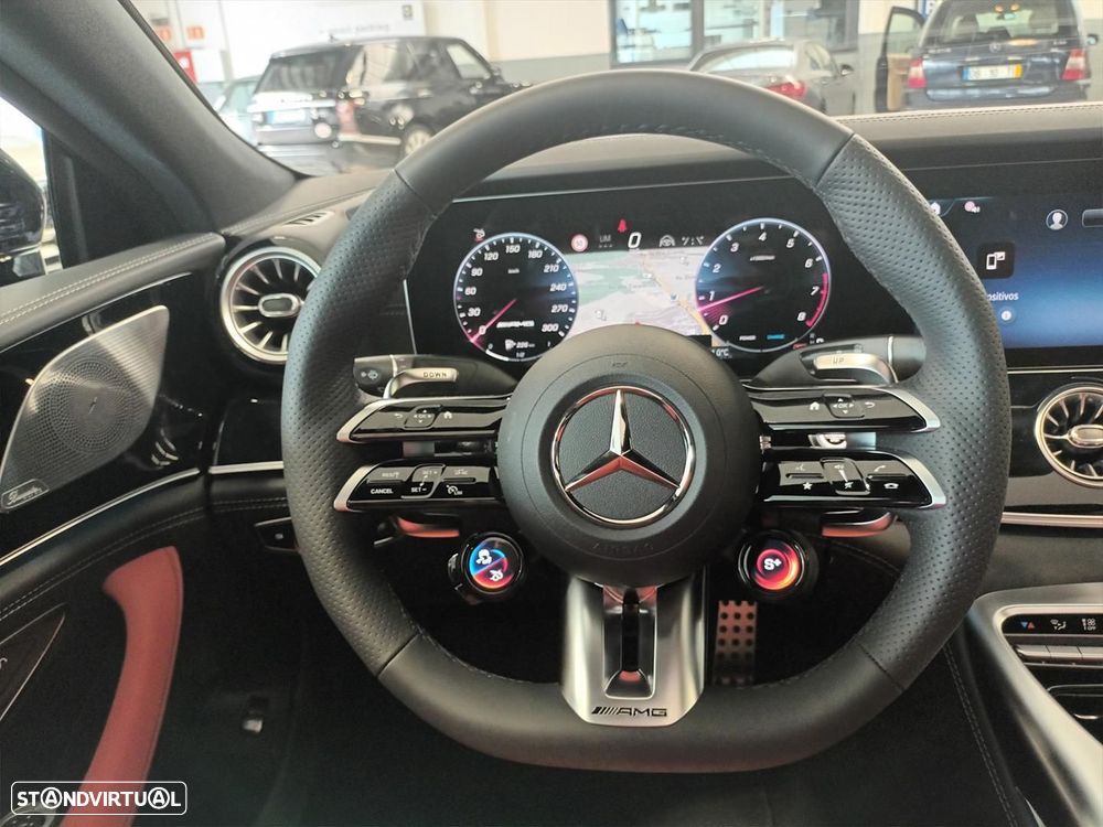 Mercedes-Benz AMG GT 53 4Matic+ - 27