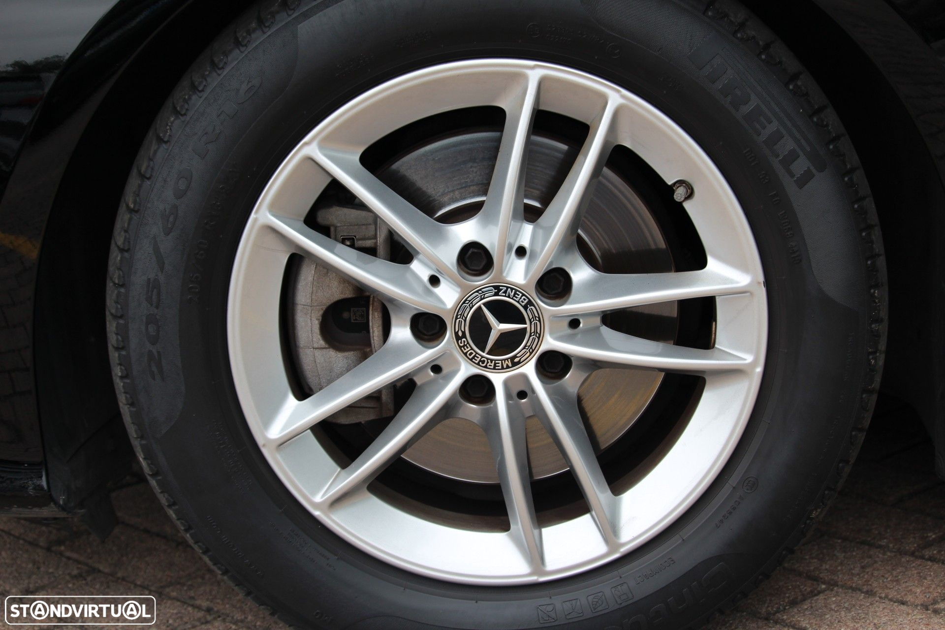 Mercedes-Benz CLA 180 - 8