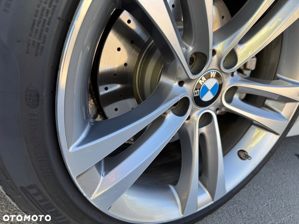 BMW Seria 3 330e iPerformance Luxury Line - 16