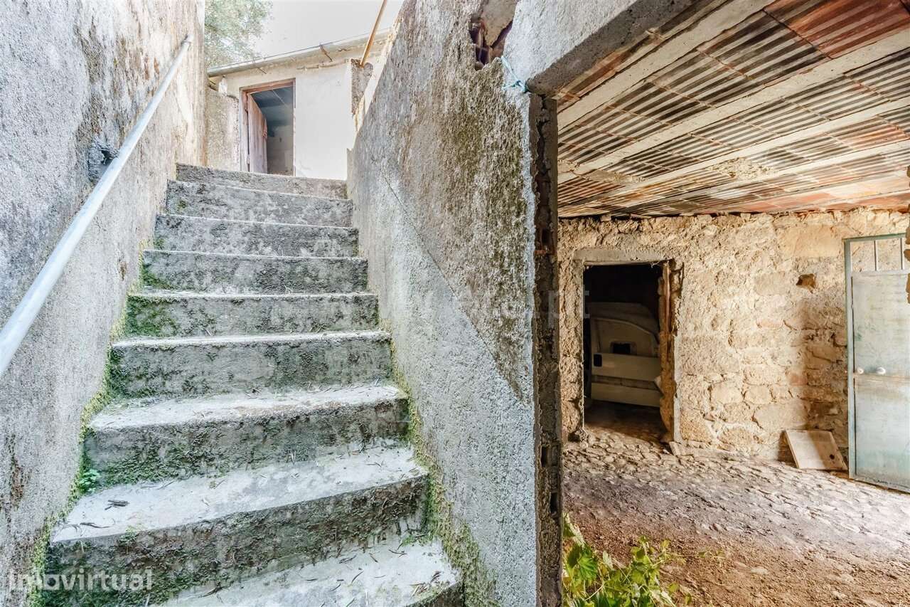 Moradia Geminada T2 / Covilhã, Ferro - Grande imagem: 5/20