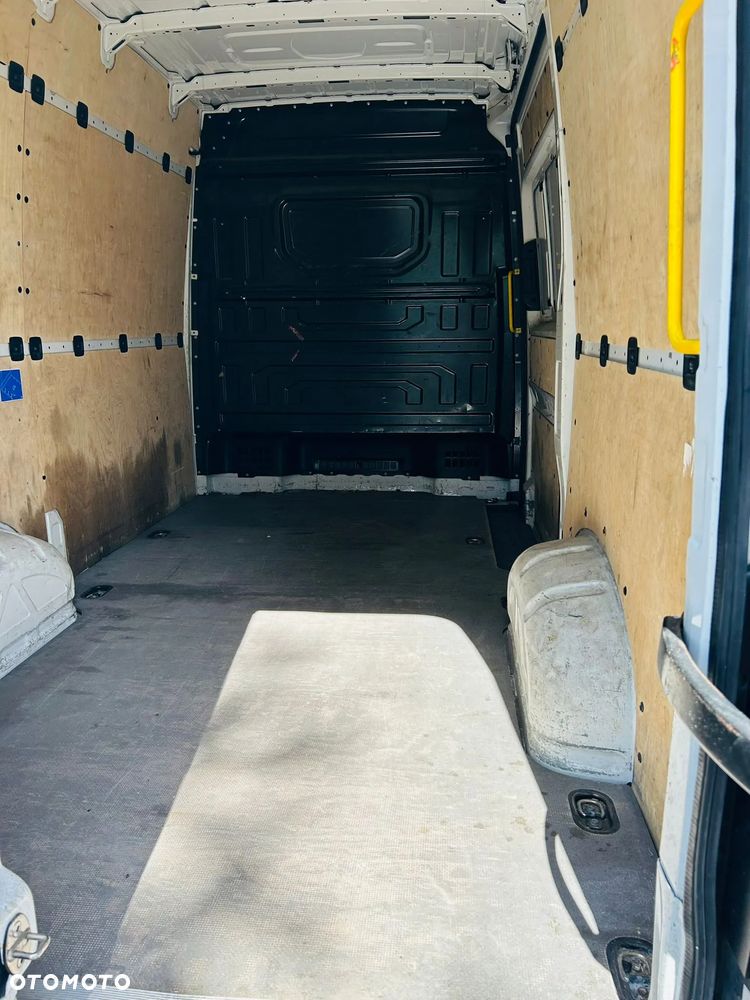 Volkswagen crafter - 9