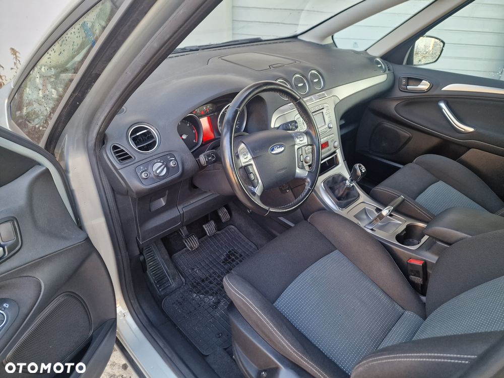 Ford S-Max 2.0 TDCi DPF Titanium - 17