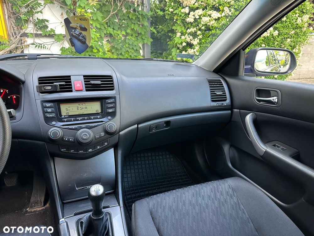 Honda Accord 2.0 i Comfort - 18