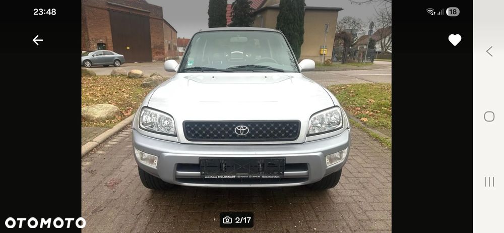 Toyota RAV4 2.0 - 10