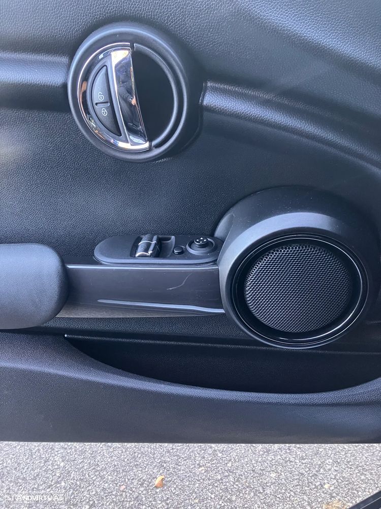 MINI 3 Portas One - 15