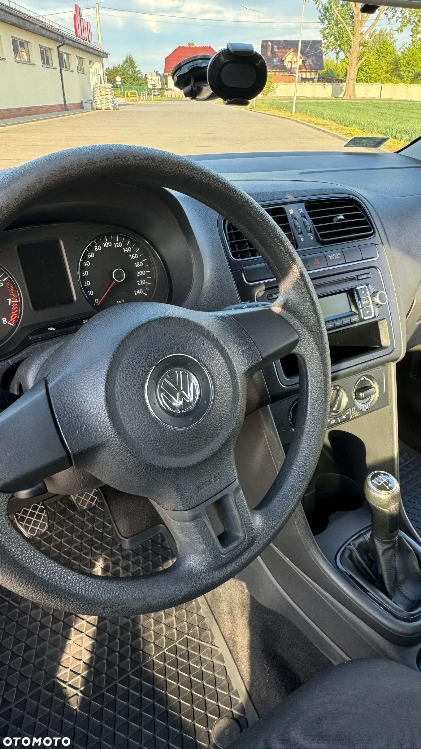 Volkswagen Polo - 8