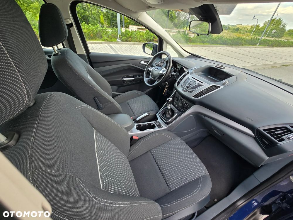 Ford C-MAX - 10