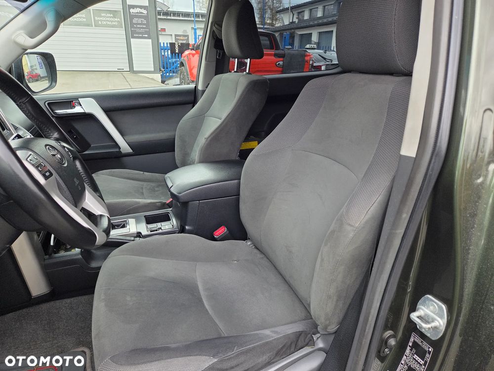 Toyota Land Cruiser LC 3.0 D-4D Active - 9