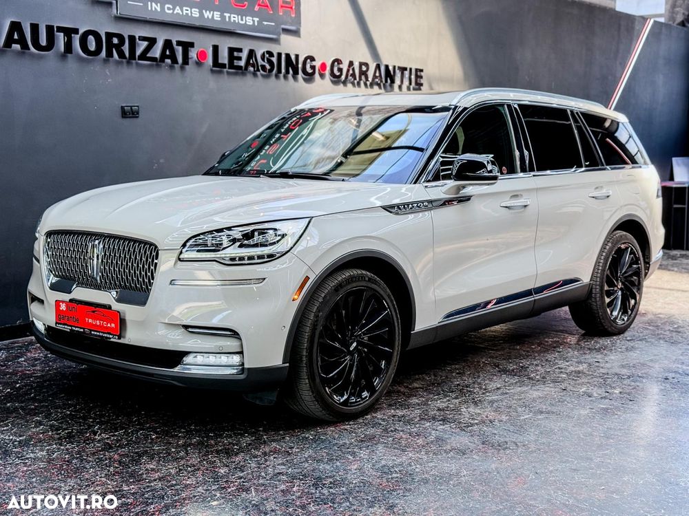 Lincoln Aviator - 6