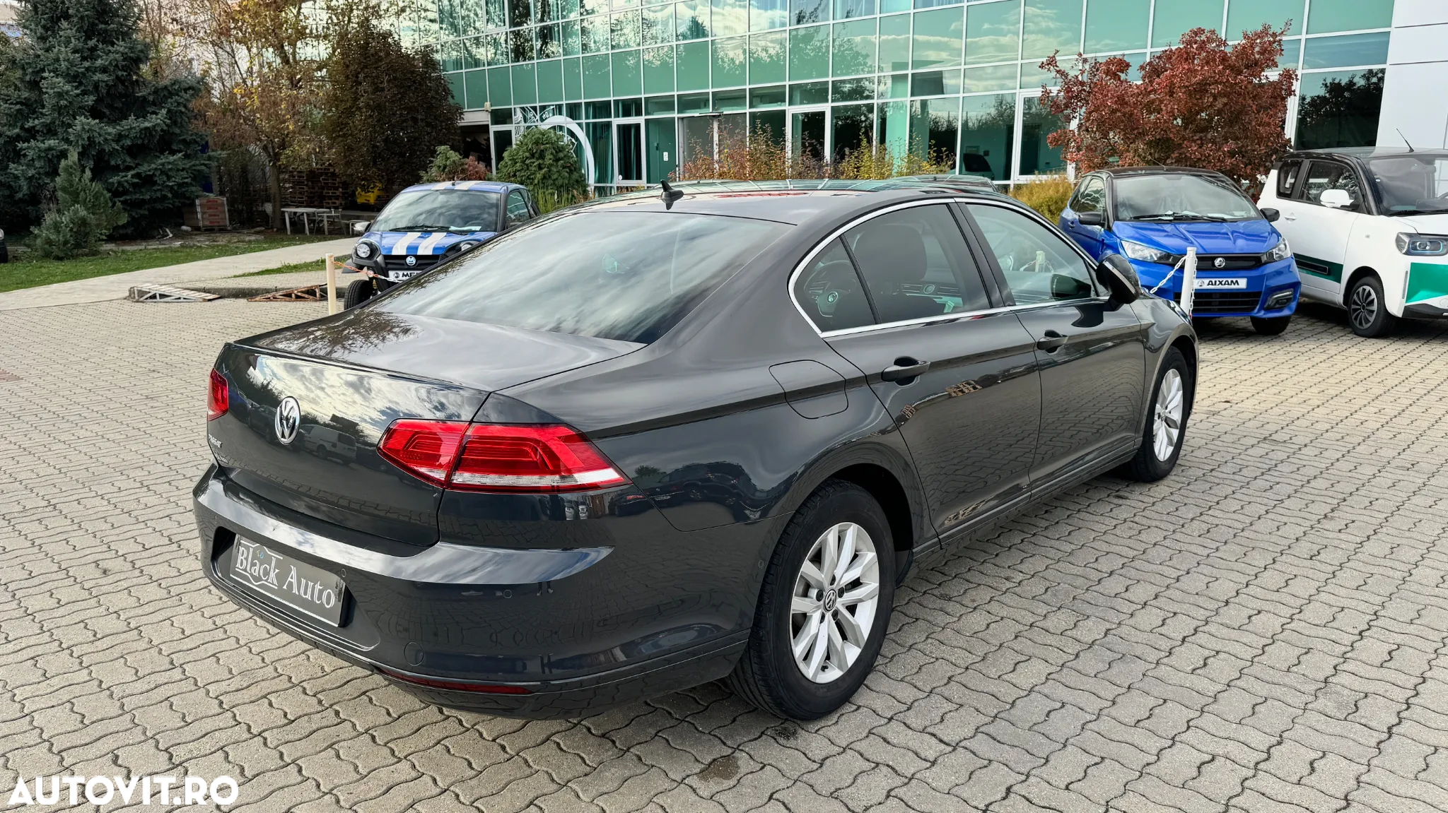 Volkswagen Passat 2.0 TDI DSG Comfortline - 5