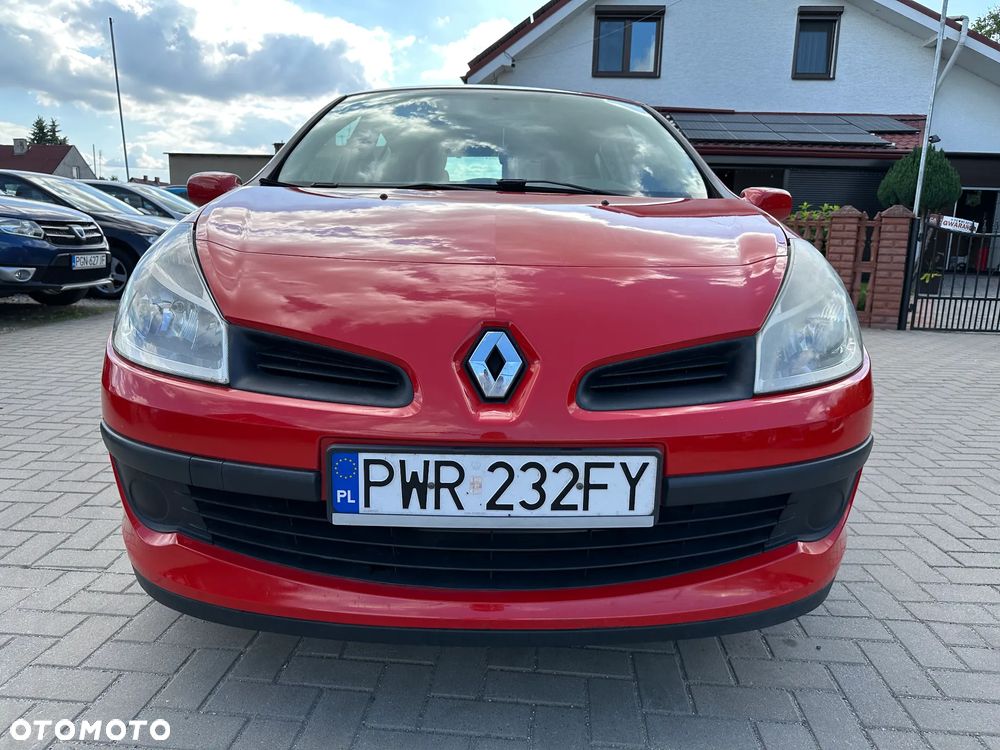 Renault Clio - 33