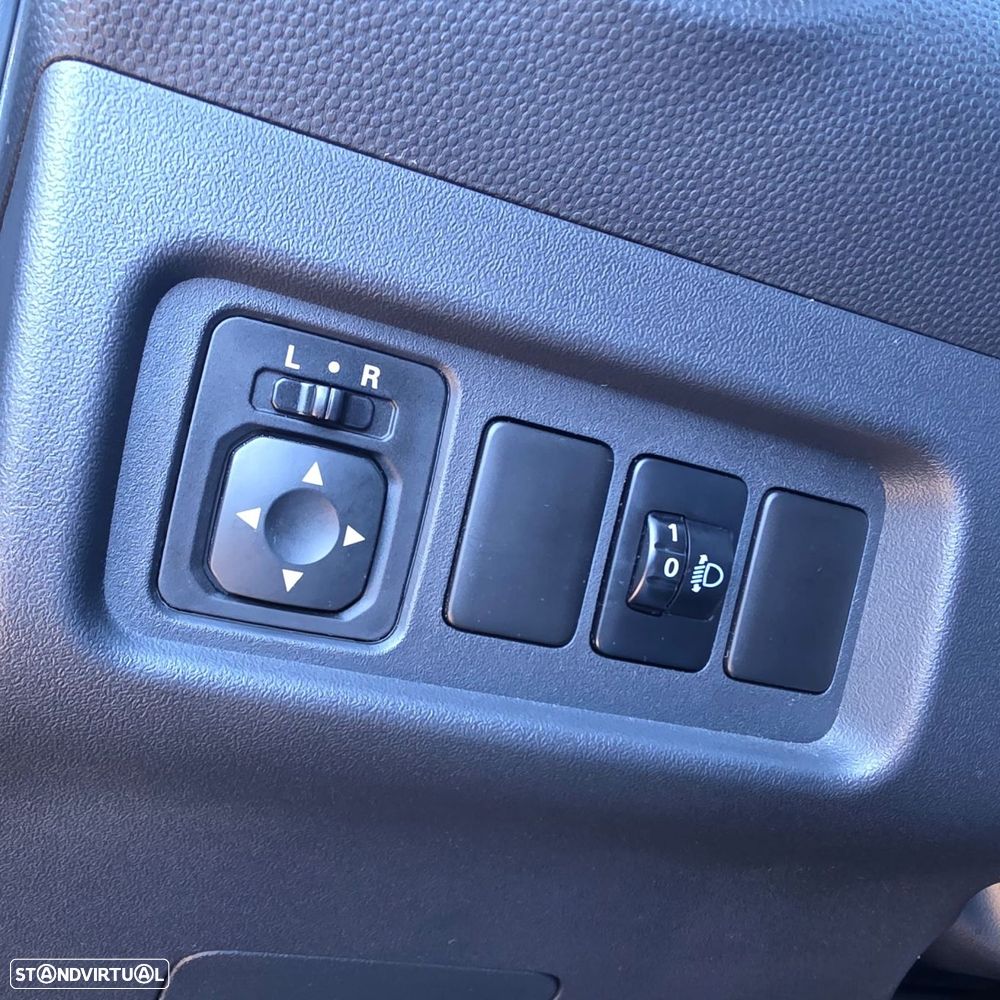 Mitsubishi Space Star 1.2 Intense CVT - 18