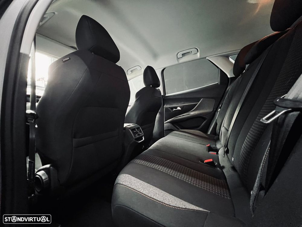 Peugeot 3008 1.5 BlueHDi Active - 33