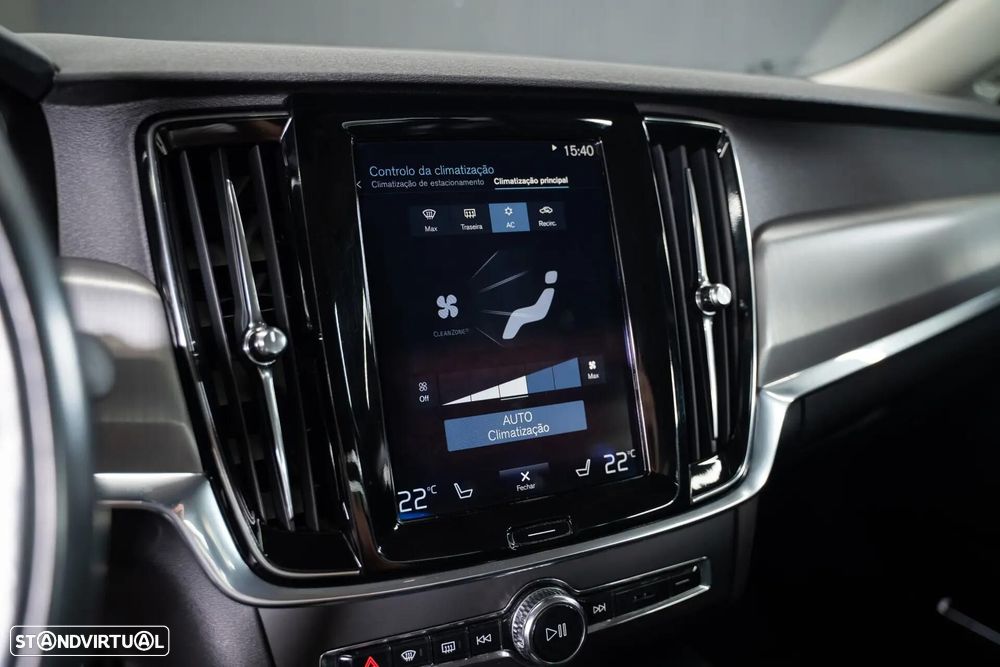 Volvo S90 2.0 D4 Momentum Geartronic - 25