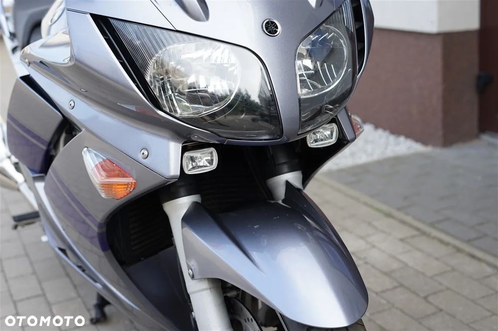 Yamaha FJR - 14