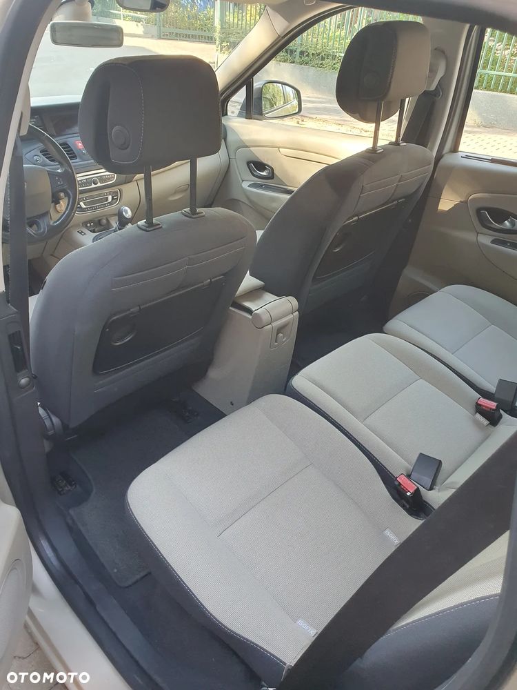 Renault Scenic - 6