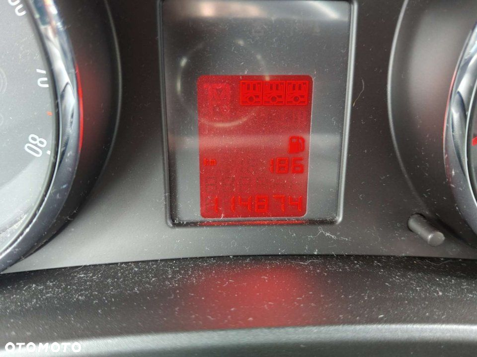 Opel Meriva - 8