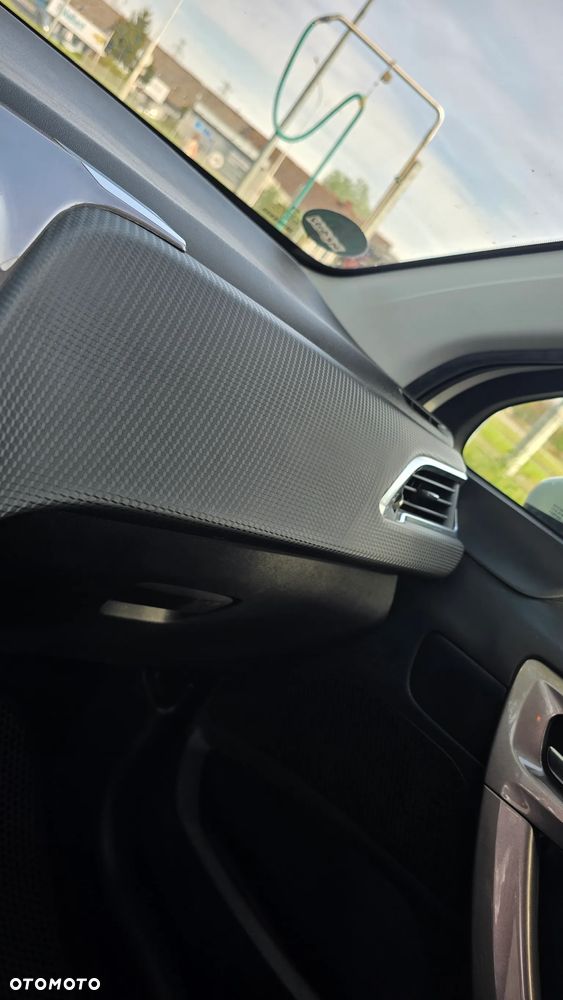 Peugeot 2008 1.2 Pure Tech Active - 20