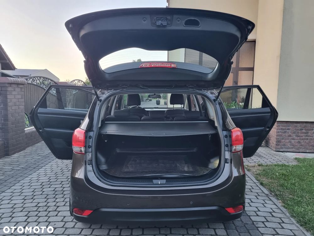 Kia Carens 1.7 CRDi 115 Fifa World Cup Edition - 31