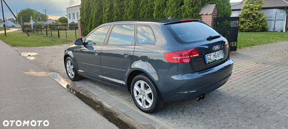 Audi A3 Sportback 2.0 TDI Attraction - 11