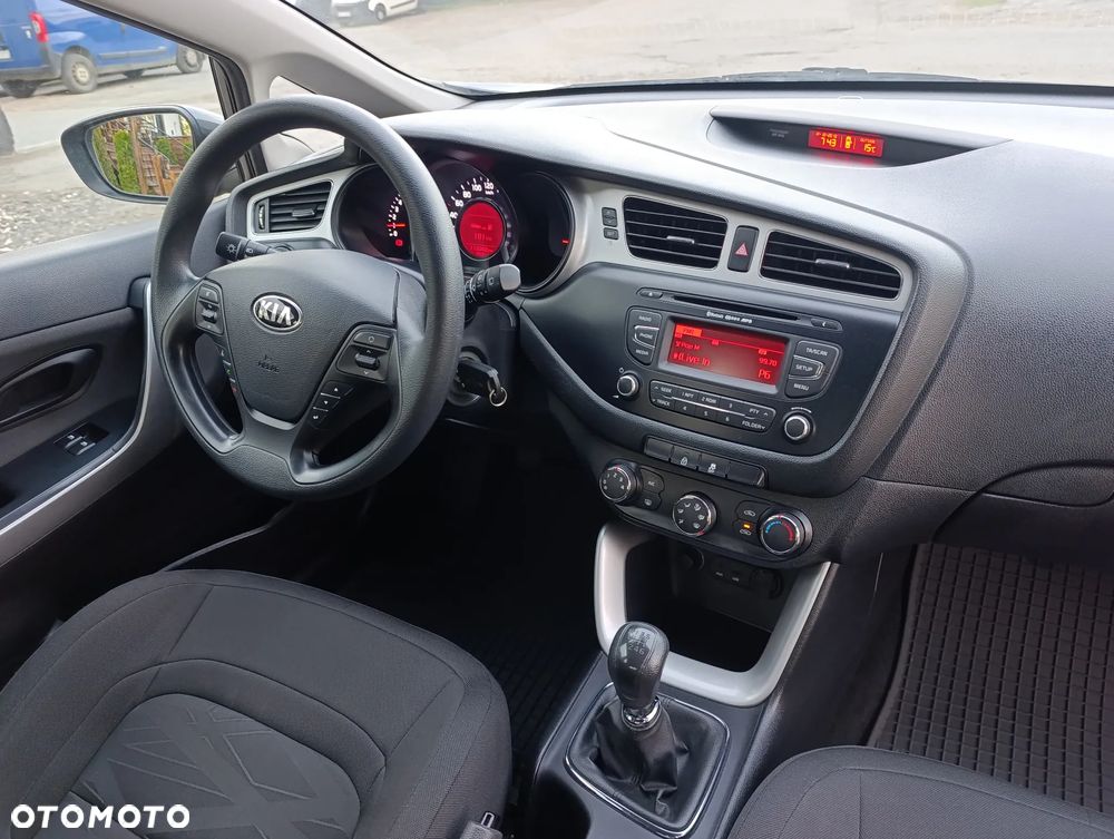 Kia Ceed 1.4 M - 13