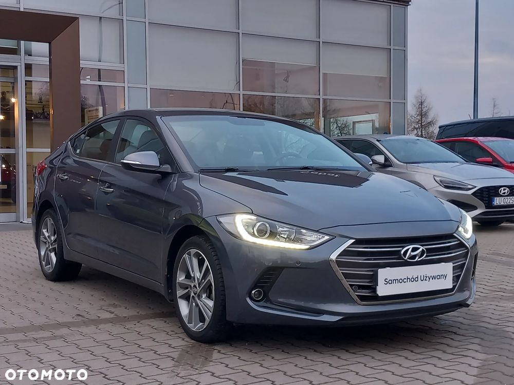 Hyundai Elantra 1.6 CRDi BlueDrive Style DCT - 2