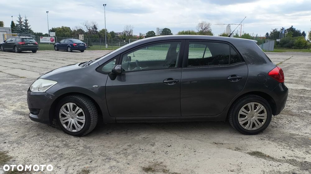Toyota Auris 1.6 VVT-i Sol MM - 3
