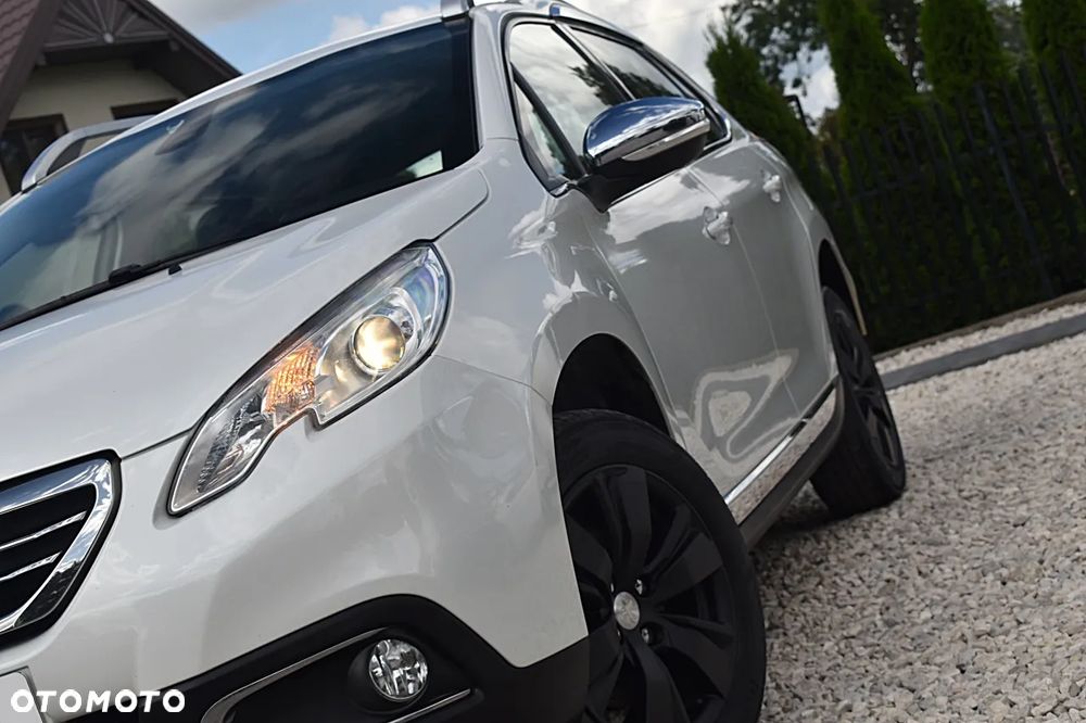 Peugeot 2008 1.6 e-HDi Allure S&S - 2