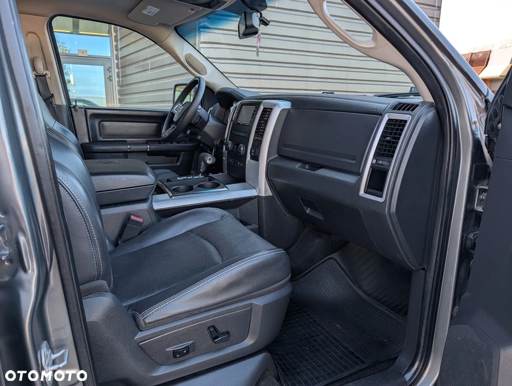 Dodge RAM 5.7 4x4 - 7