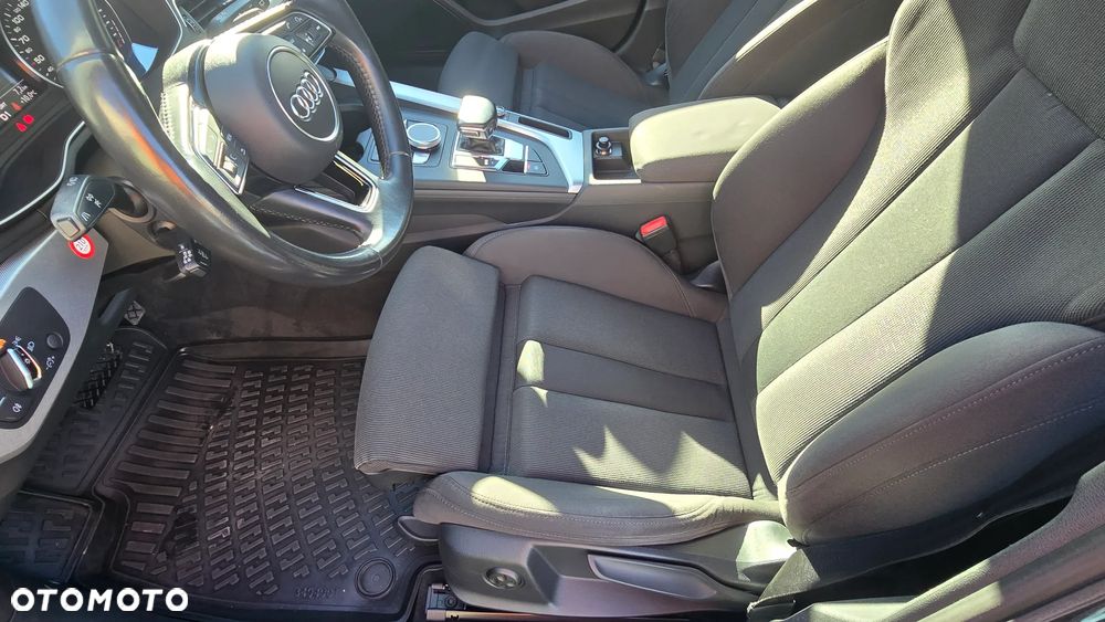 Audi A4 Avant 2.0 TDI ultra S tronic - 13
