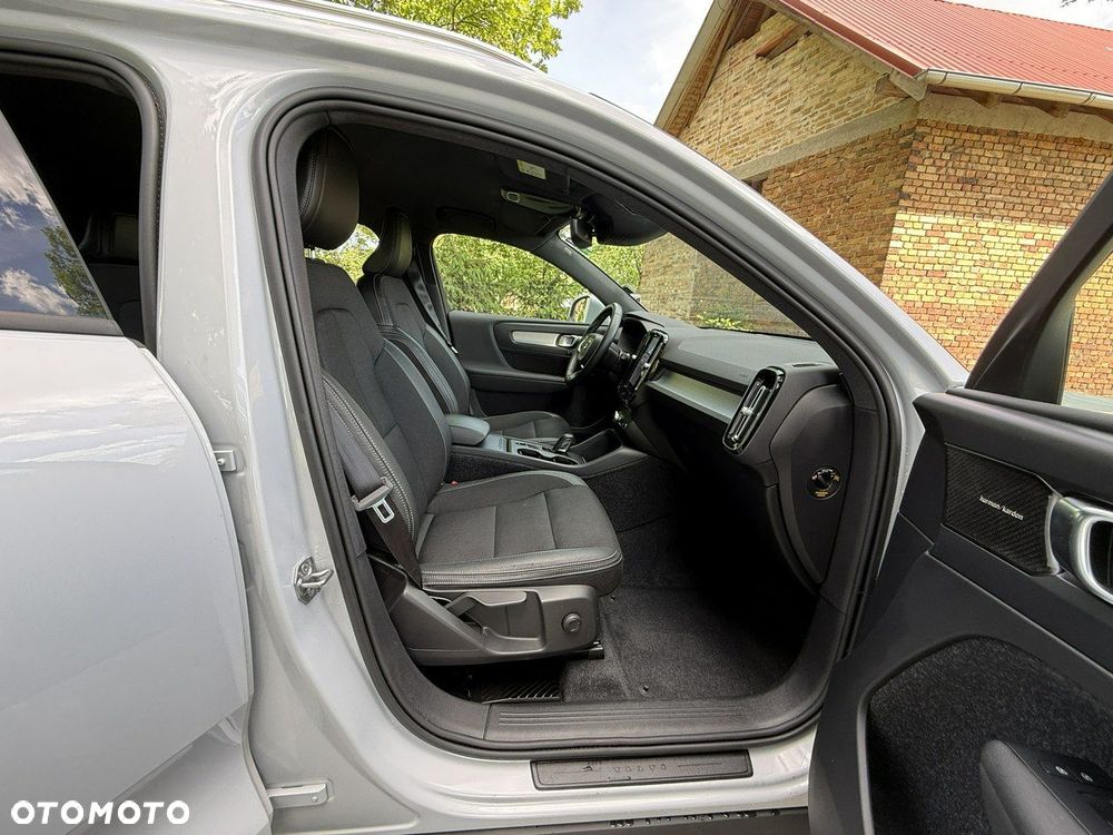 Volvo XC 40 D3 Momentum Pro - 33
