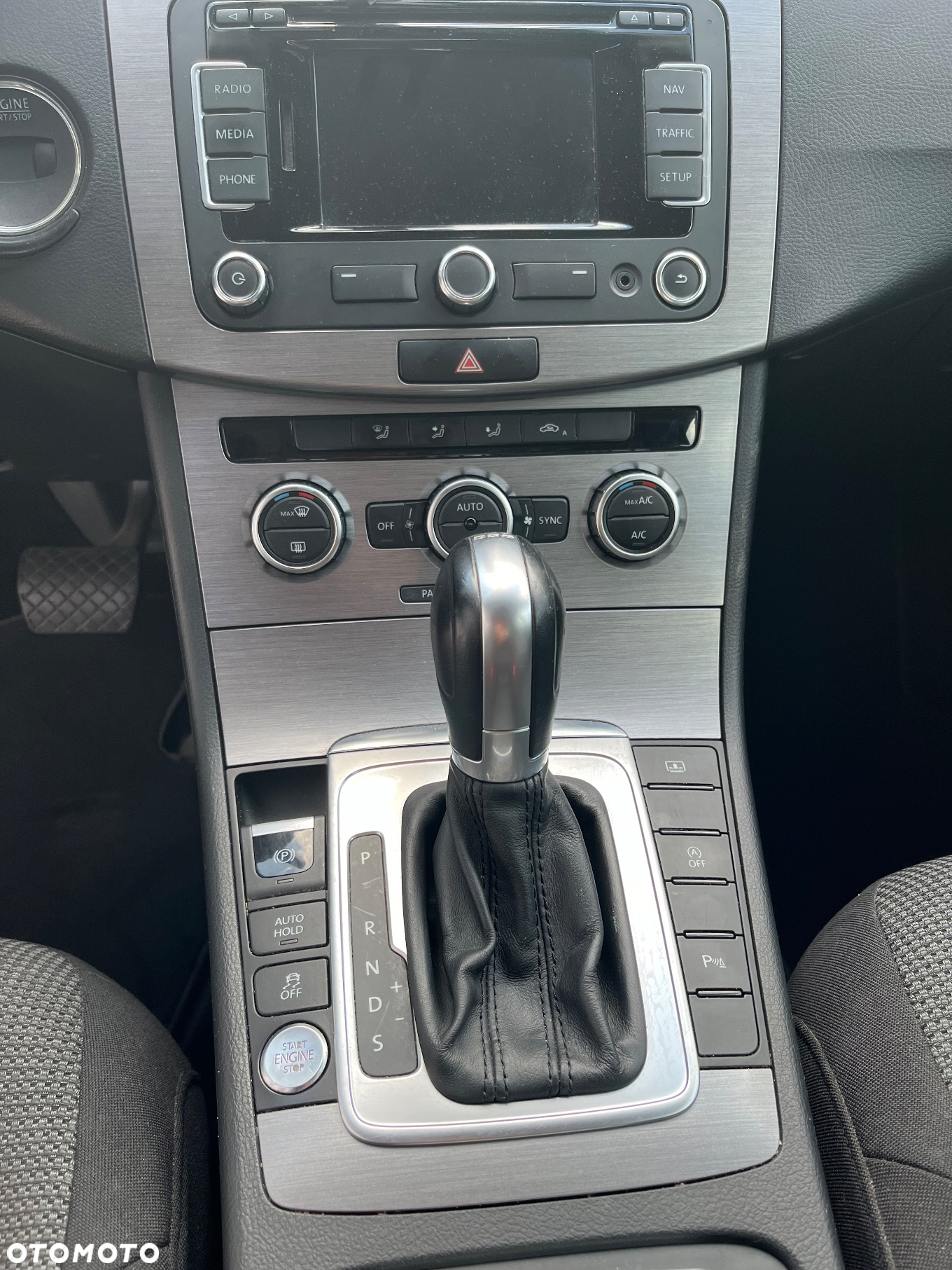 Volkswagen Passat - 10