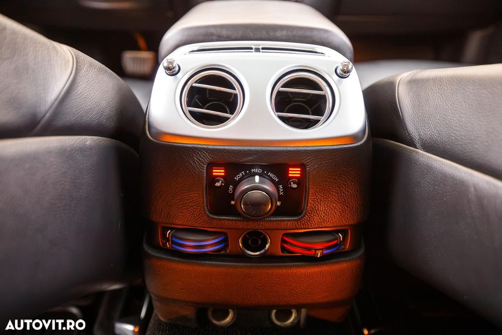 Rolls-Royce Ghost - 32