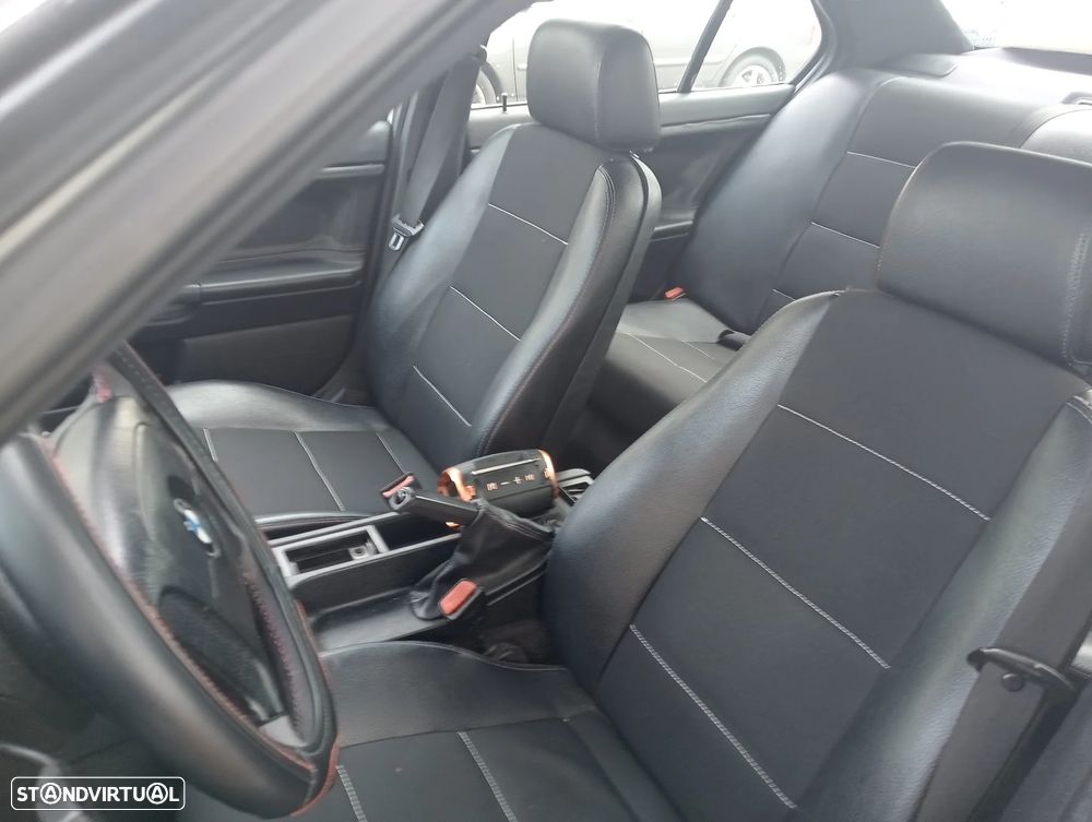 BMW 318 tds Touring - 4
