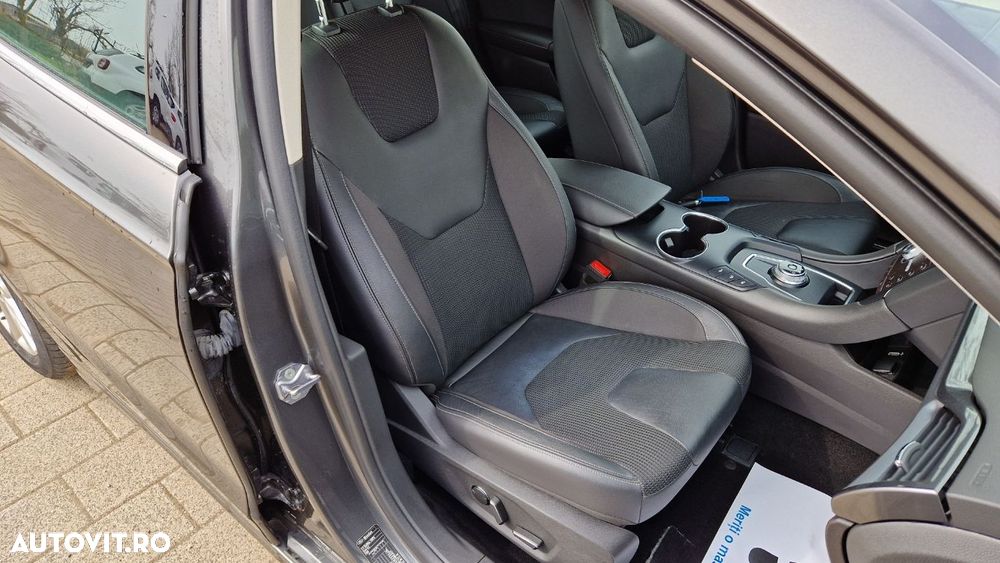 Ford Mondeo - 16