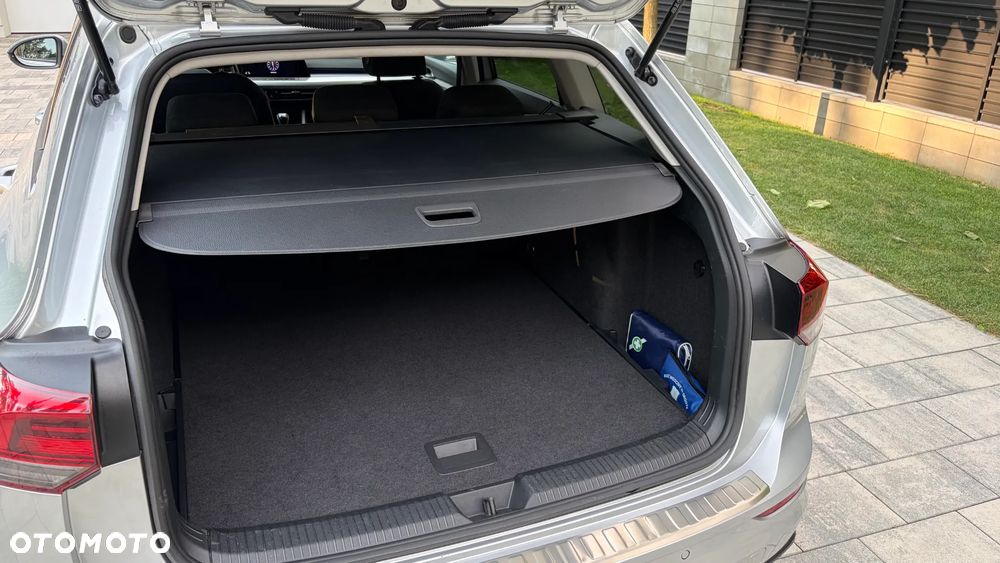 Volkswagen Golf 2.0 TDI Life - 10