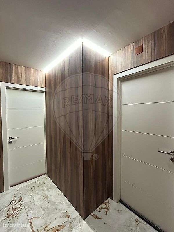 Apartamento T1 para arrendamento - Grande imagem: 2/12