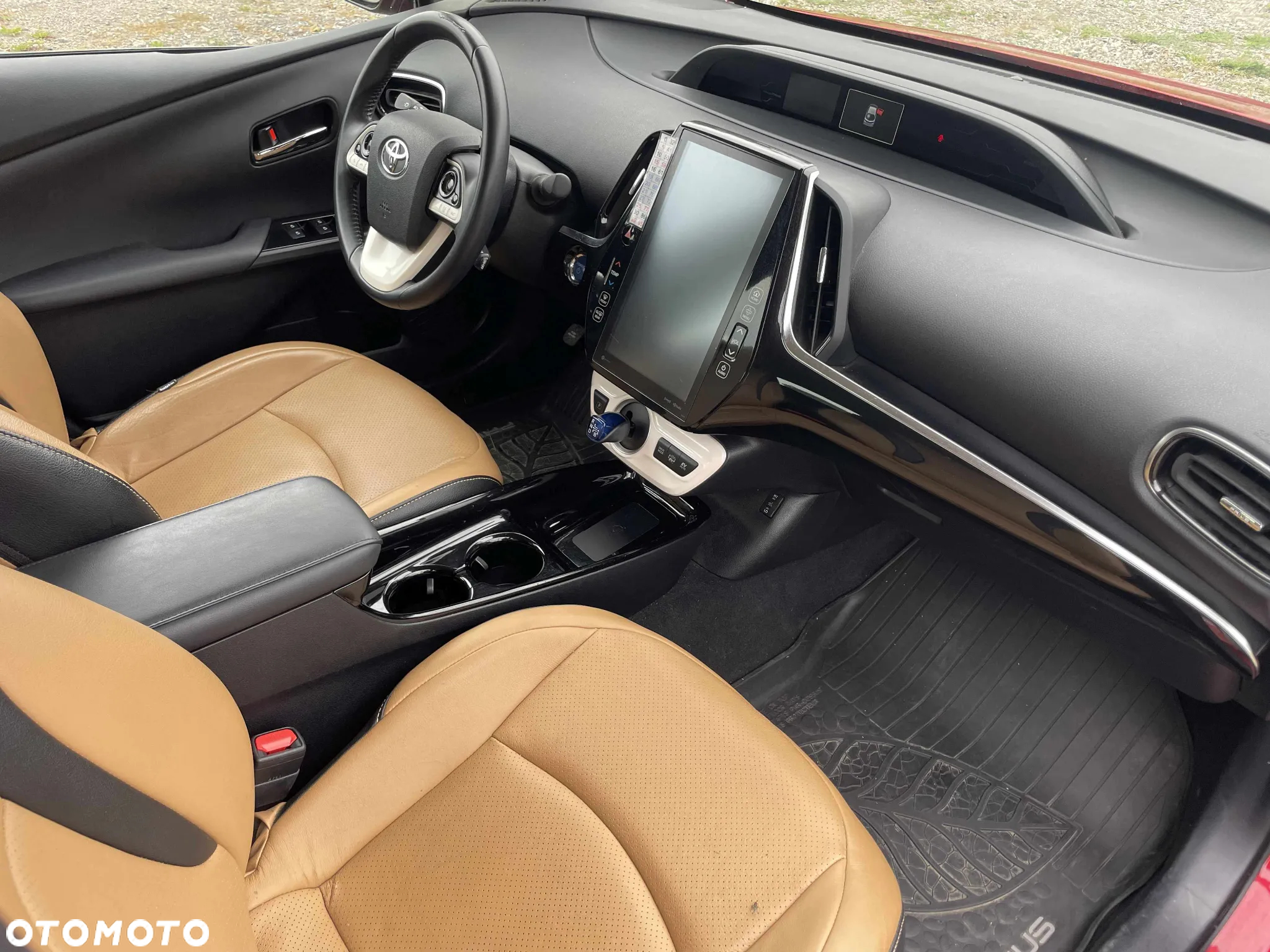 Toyota Prius Plug-in Hybrid Comfort - 16