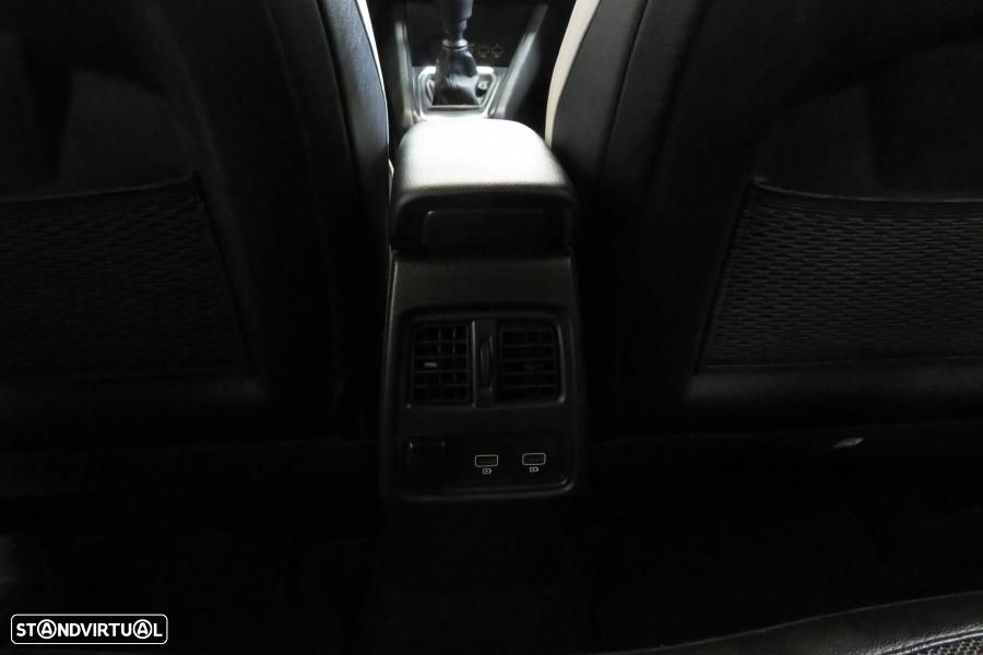 Renault Captur 1.0 TCe Intens - 17